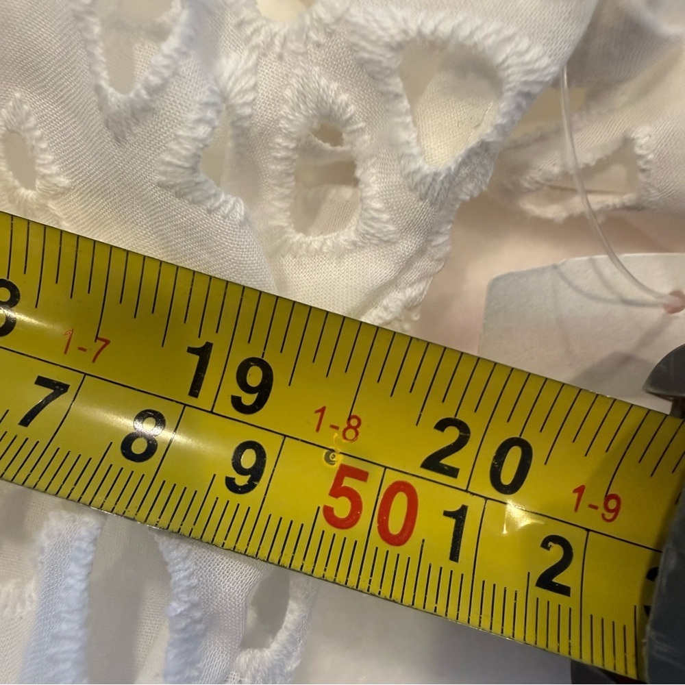 Joe’s Jeans Women’s “The Andie” White Eyelet Top Split V-neck Puff Sleeves Sz XS - Picture 7 of 13